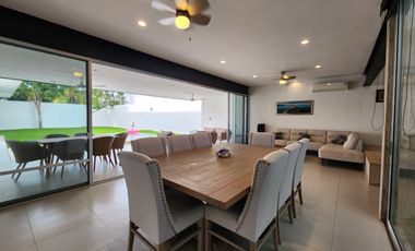CASA DE UNA PLANTA AMUEBLADA EN LA PRIVADA SAN JOSE TULIPANES, CHOLUL