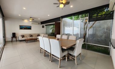 CASA DE UNA PLANTA AMUEBLADA EN LA PRIVADA SAN JOSE TULIPANES, CHOLUL