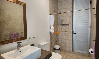 CASA DE UNA PLANTA AMUEBLADA EN LA PRIVADA SAN JOSE TULIPANES, CHOLUL