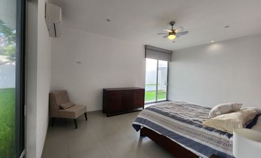 CASA DE UNA PLANTA AMUEBLADA EN LA PRIVADA SAN JOSE TULIPANES, CHOLUL