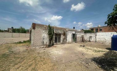 Terreno a 4 km del aeropuerto en renta