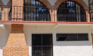 CASA EN VENTA CON POSESION! CALLE PARAISO, FRACC ATLIXTAC, PUEBLO TRES MARIAS, HUITZILAC, MORELOS
