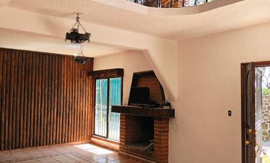 CASA EN VENTA CON POSESION! CALLE PARAISO, FRACC ATLIXTAC, PUEBLO TRES MARIAS, HUITZILAC, MORELOS