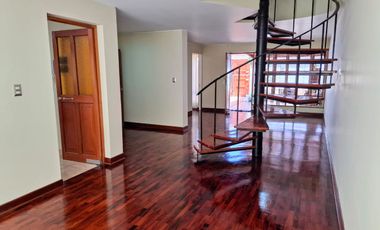 CASA EN VENTA EN MAGDALENA CERCA DE LA AV. JAVIER PRADO