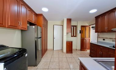 CASA EN VENTA EN MAGDALENA CERCA DE LA AV. JAVIER PRADO