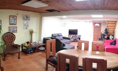 ¡Casa sólida en El Bosque! Pasaje San Clemente