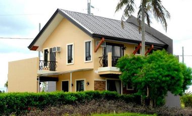 House and Lot with Golf Course View for Sale in Silang Cavite near Tagaytay