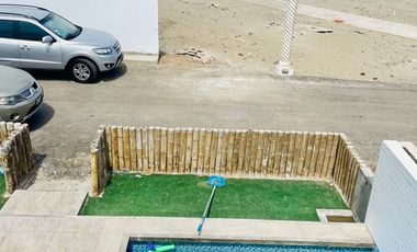 Vendo casa de playa con piscina, amoblada en 2da. fila, condominio Neptuno, Cerro Azul, Cañete, km 129.90