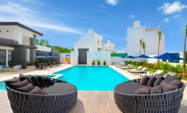 CASA CON JARDIN EN RESIDENCIAL PRIVADO CON CASA CLUB