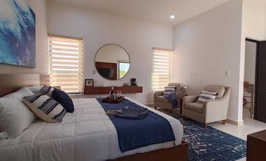 CASA CON JARDIN EN RESIDENCIAL PRIVADO CON CASA CLUB