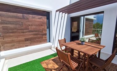 CASA CON JARDIN EN RESIDENCIAL PRIVADO CON CASA CLUB