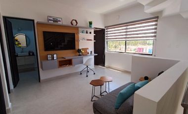 CASA CON JARDIN EN RESIDENCIAL PRIVADO CON CASA CLUB
