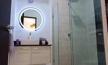 CASA CON JARDIN EN RESIDENCIAL PRIVADO CON CASA CLUB