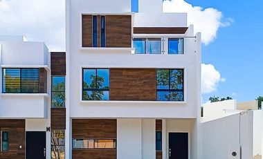 CASA CON JARDIN EN RESIDENCIAL PRIVADO CON CASA CLUB