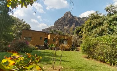 CASA EN VENTA EN PUEBLO MISTICO  AMATLAN DE QUETZALCOATL, TEPOZTLAN MORELOS $10,000,000.00