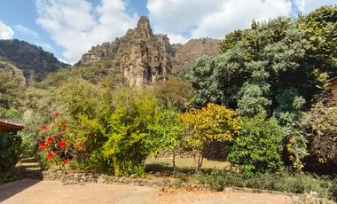 CASA EN VENTA EN PUEBLO MISTICO  AMATLAN DE QUETZALCOATL, TEPOZTLAN MORELOS $10,000,000.00