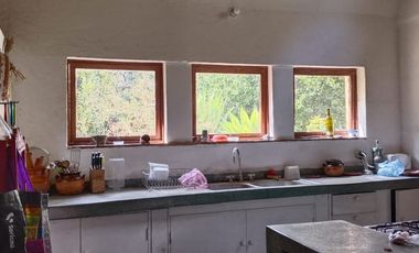 CASA EN VENTA EN PUEBLO MISTICO  AMATLAN DE QUETZALCOATL, TEPOZTLAN MORELOS $10,000,000.00