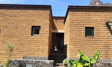 CASA EN VENTA EN PUEBLO MISTICO  AMATLAN DE QUETZALCOATL, TEPOZTLAN MORELOS $10,000,000.00