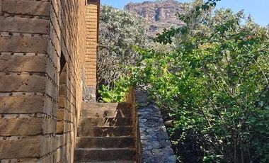 CASA EN VENTA EN PUEBLO MISTICO  AMATLAN DE QUETZALCOATL, TEPOZTLAN MORELOS $10,000,000.00