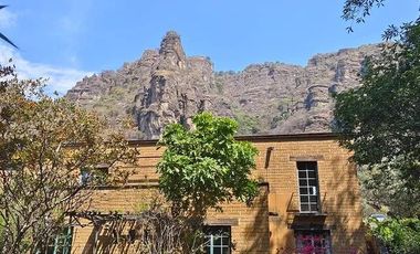 CASA EN VENTA EN PUEBLO MISTICO  AMATLAN DE QUETZALCOATL, TEPOZTLAN MORELOS $10,000,000.00