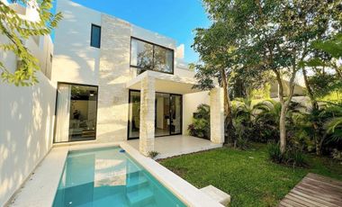 CASA 3 HABITACIONES CON JARDIN EN PLAYA DEL CARMEN