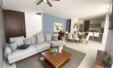 CASA 3 HABITACIONES CON JARDIN EN PLAYA DEL CARMEN