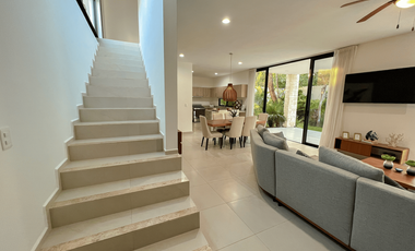 CASA 3 HABITACIONES CON JARDIN EN PLAYA DEL CARMEN