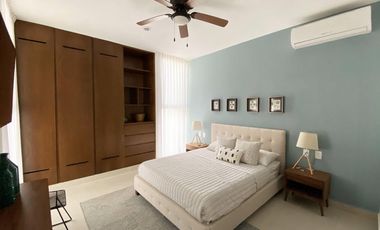 CASA 3 HABITACIONES CON JARDIN EN PLAYA DEL CARMEN