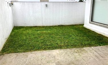Casa en venta en Condado del Valle, Metepec, Estado de México, sección Bakeira