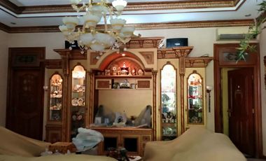 Rumah siap huni design classic furnished di Kerten Solo Jawa tengah