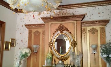 Rumah siap huni design classic furnished di Kerten Solo Jawa tengah