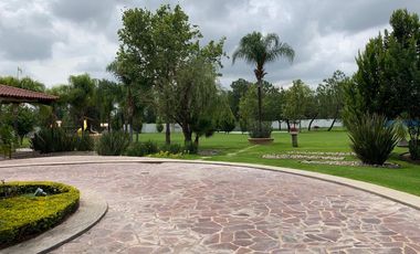 VENDO HERMOSA PALAPA PARA FIESTAS, UBICADA EN FRACCIONAMIENTO CAMPESTRE LA HUARACHA LEON GUANAJUATO