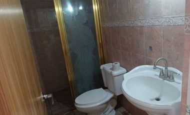 PRECIOSA Y AMPLIA CASA, EXCELENTE UBICACIÓN EN FRACC. RESIDENCIAL PARQUES DEL NILO, GUADALAJARA -NO CRÉDITOS-