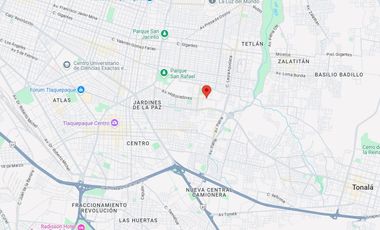 PRECIOSA Y AMPLIA CASA, EXCELENTE UBICACIÓN EN FRACC. RESIDENCIAL PARQUES DEL NILO, GUADALAJARA -NO CRÉDITOS-