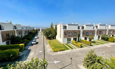 Casa de 3 recámaras, modelo Amatista, con alberca en condominio, Fraccionamiento Real Santa Fe, Xochitepec, Mor.