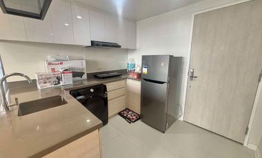 FOR RENT - MODERN, LARGE 1BR WITH SEAVIEW BALCONY IN MANDANI BAY, CEBU. INTERIOR DESIGNED UNIT.