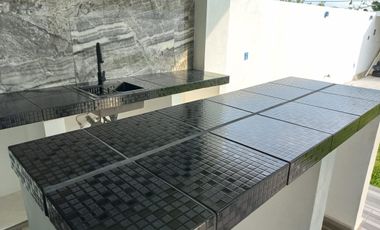 VENTA DE CASA NUEVA CON DOS CASAS CLUB EN FRACCIONAMIENTO LA CIMA, BURGOS CORINTO
