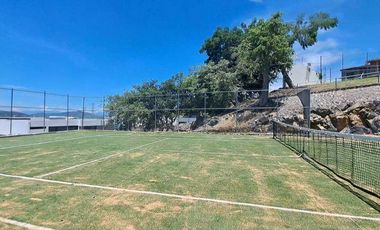 VENTA DE CASA NUEVA CON DOS CASAS CLUB EN FRACCIONAMIENTO LA CIMA, BURGOS CORINTO