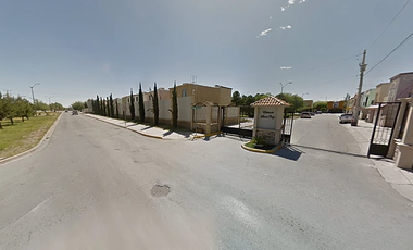 CASA EN VENTA EN QUINTAS DEL VALLE, RECUPERACIÓN BANCARIA