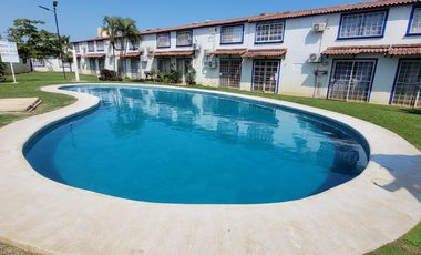 VENDO CASA CON ESTACIONAMIENTO PROPIO CUARTO DE TV ALBERCA 2 RECAMARAS ACAPULCO