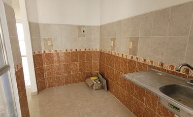 VENDO CASA CON ESTACIONAMIENTO PROPIO CUARTO DE TV ALBERCA 2 RECAMARAS ACAPULCO