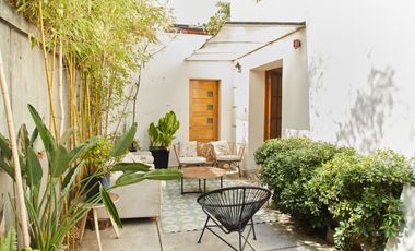 Acogedora Y Luminosa Casa En Excelente Ubicación