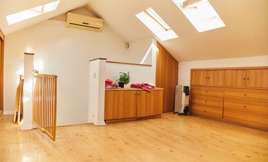 Acogedora Y Luminosa Casa En Excelente Ubicación