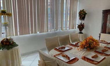 Hermosa Propiedad rentera de venta en Santo Domingo