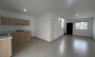 Casa en renta en Punto Oriente A1