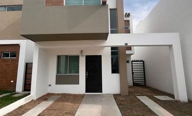 Casa en renta en Punto Oriente A1