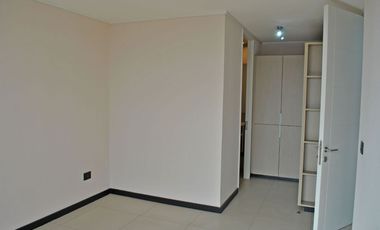 En Venta Departamento Moderno 2d2b Vista Despejada Ubicación