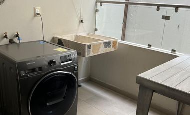 SE RENTA DEPARTAMENTO AMUEBLADO IMPECABLE