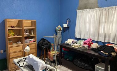 VENDO CASA EN EL CENTRO
