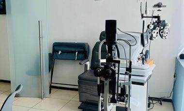 CONSULTORIO EN VENTA O RENTA IDEAL PARA OFTALMOLOGOS
